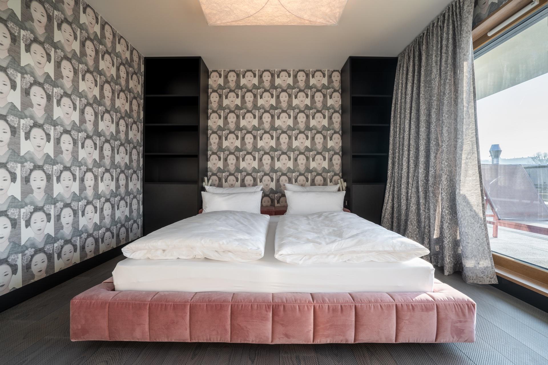 Laurichhof_Pirna_Big_in_Japan_12_highres