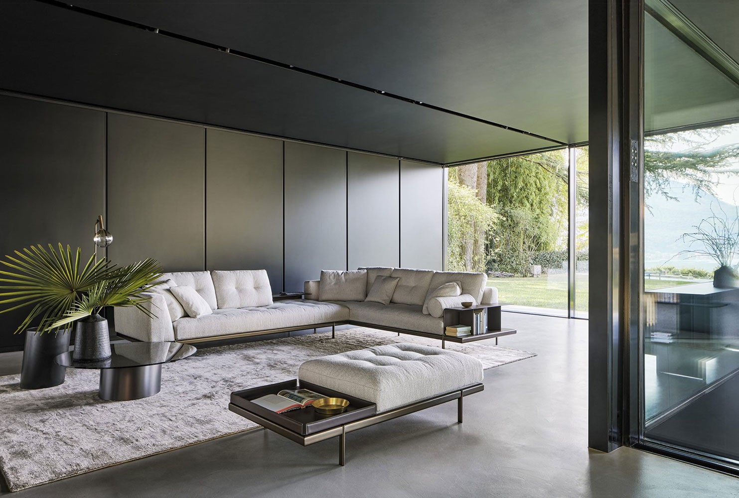 living-in-black-and-white_3-L