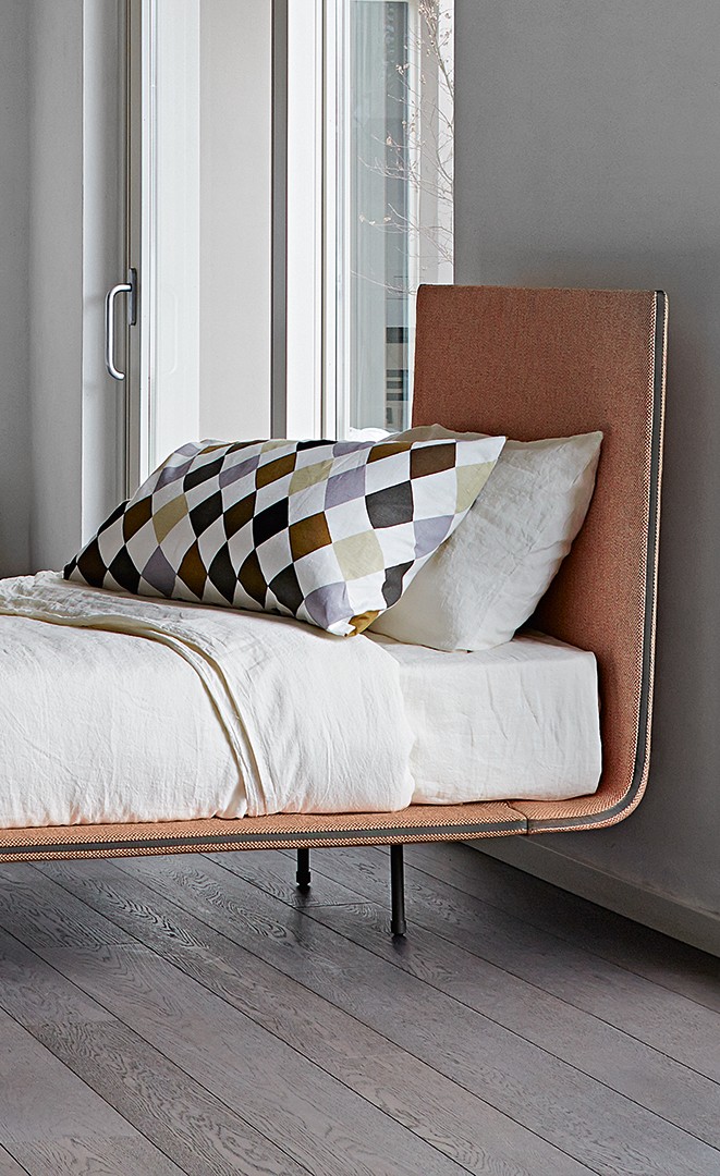 Thin single bed