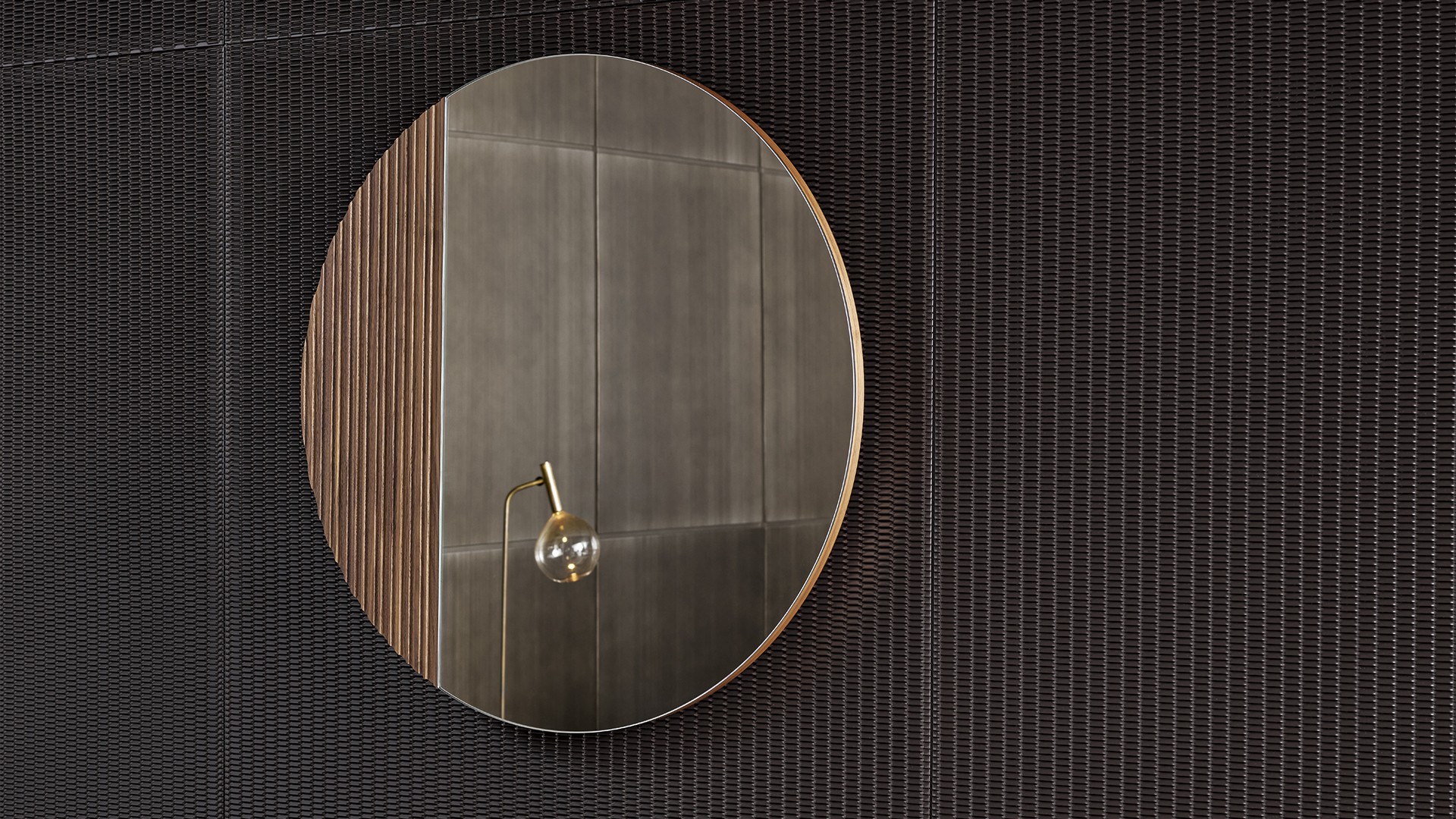 bonaldo-specchi-musa-main-slider-01