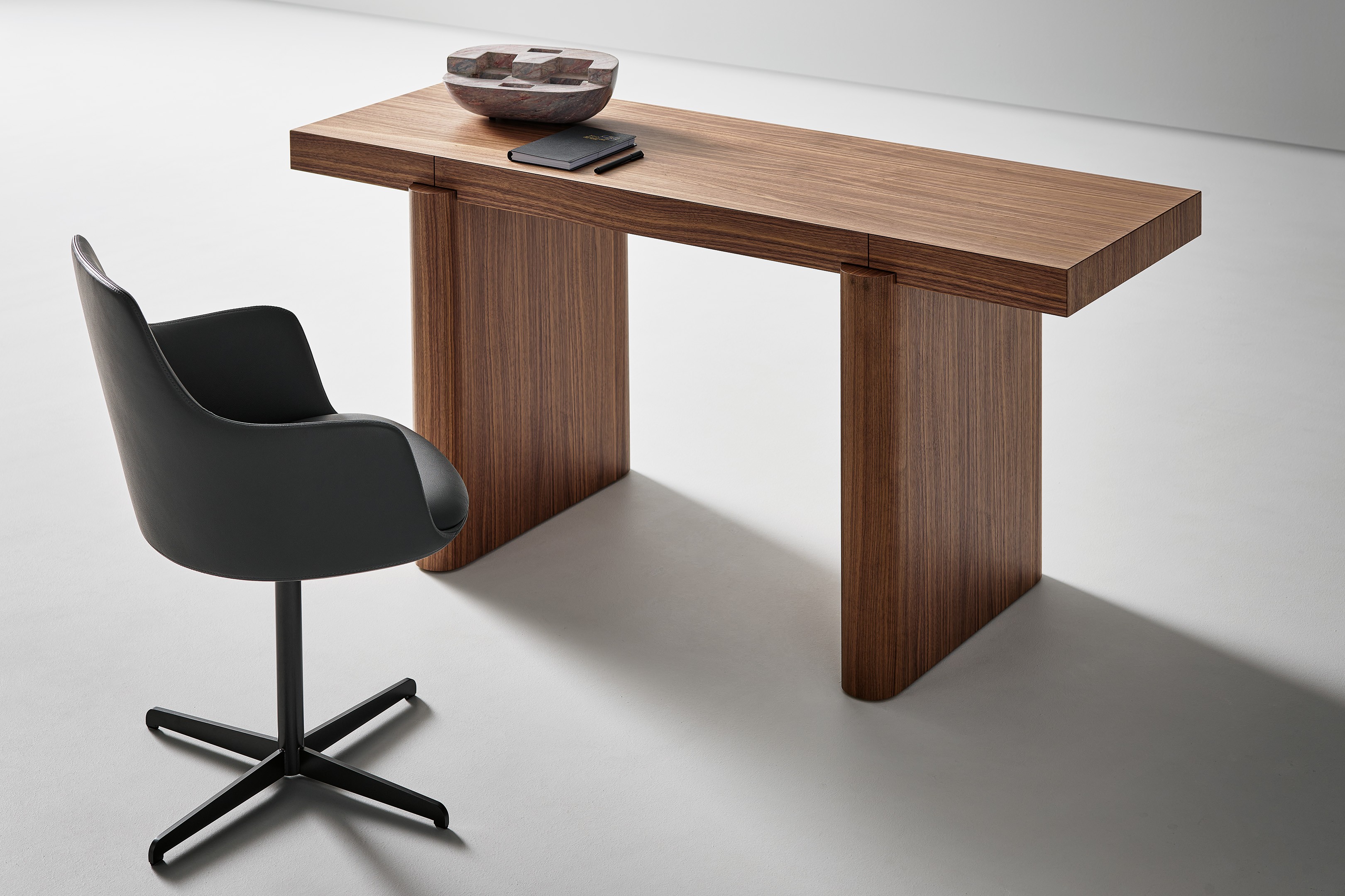 bonaldo-complementi-blocco-desk-gallery-01