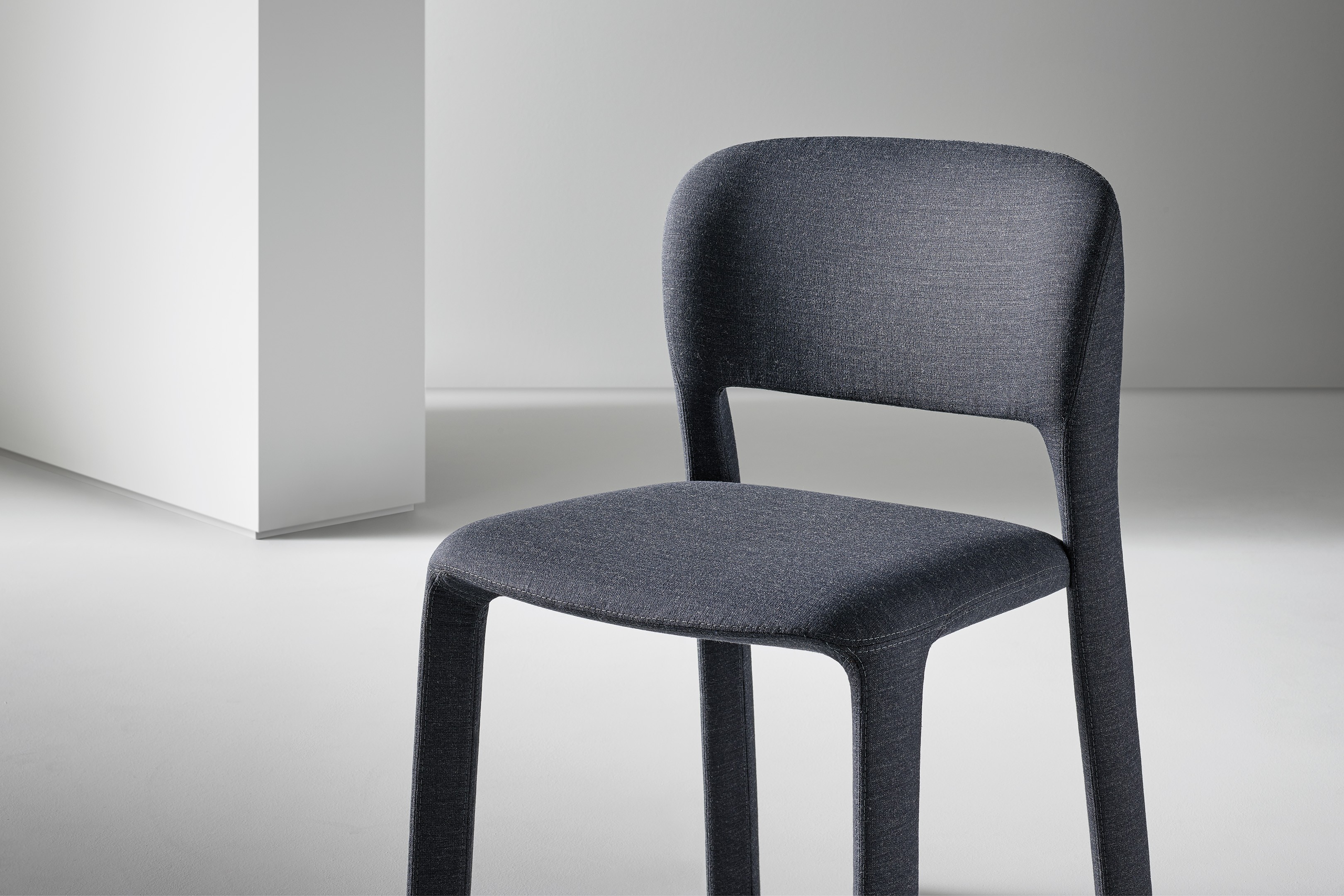 bonaldo-sedie-artemis-gallery-03