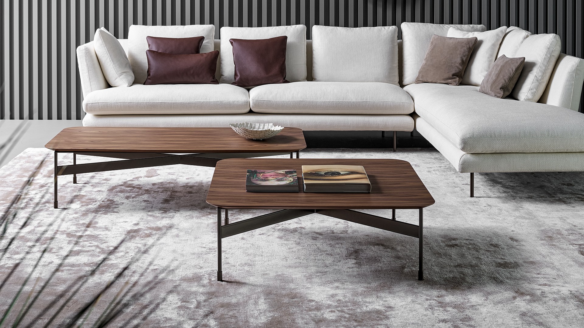 bonaldo-tavolini-peak-main-slider