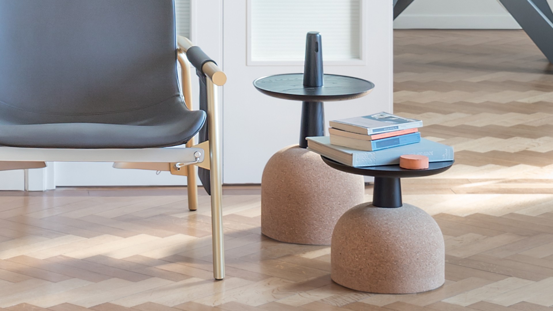 bonaldo-tavolini-assemblage-main-slider-5.jpg