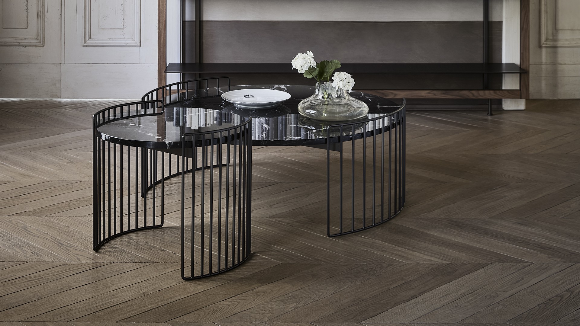 bonaldo-tavolini-harpe-main-slider-02