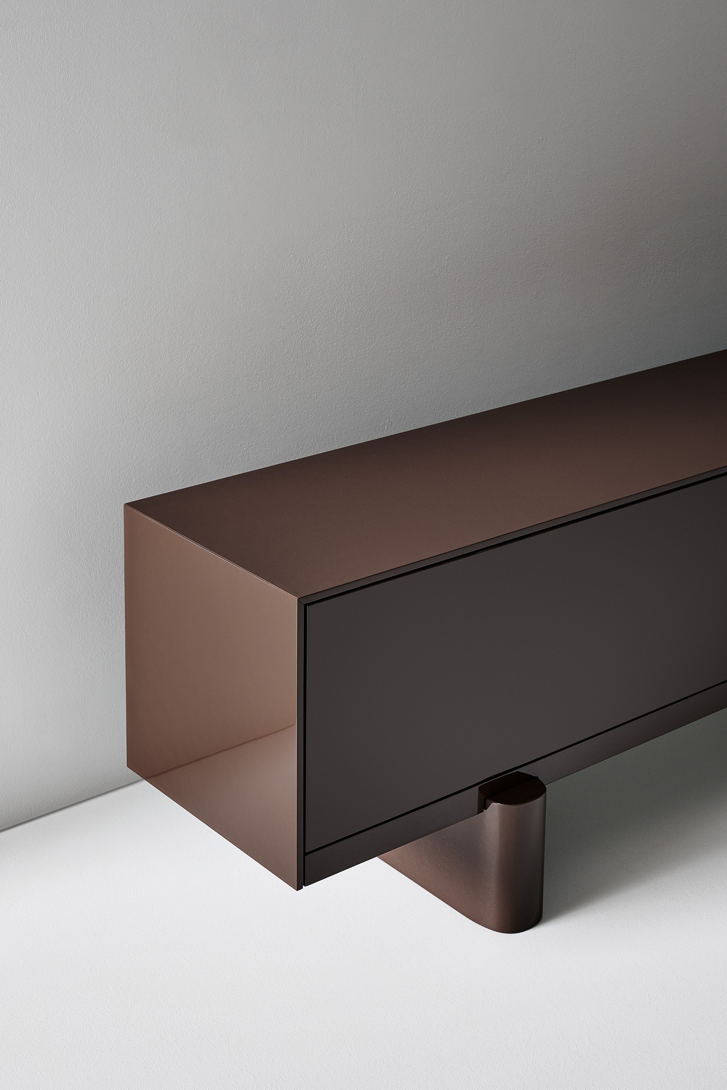 bonaldo-complementi-blocco-sideboard-gallery-02